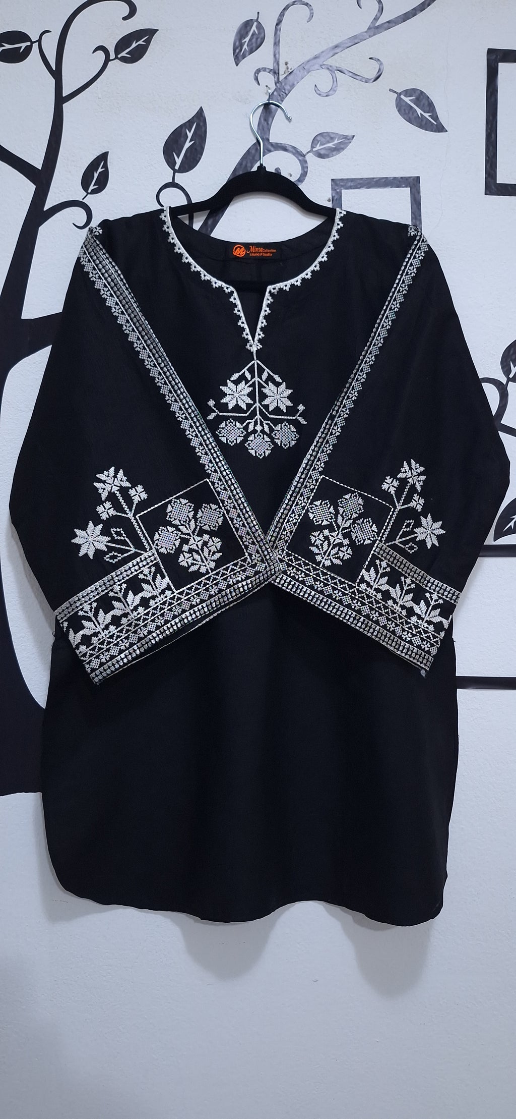 Black White embroidered