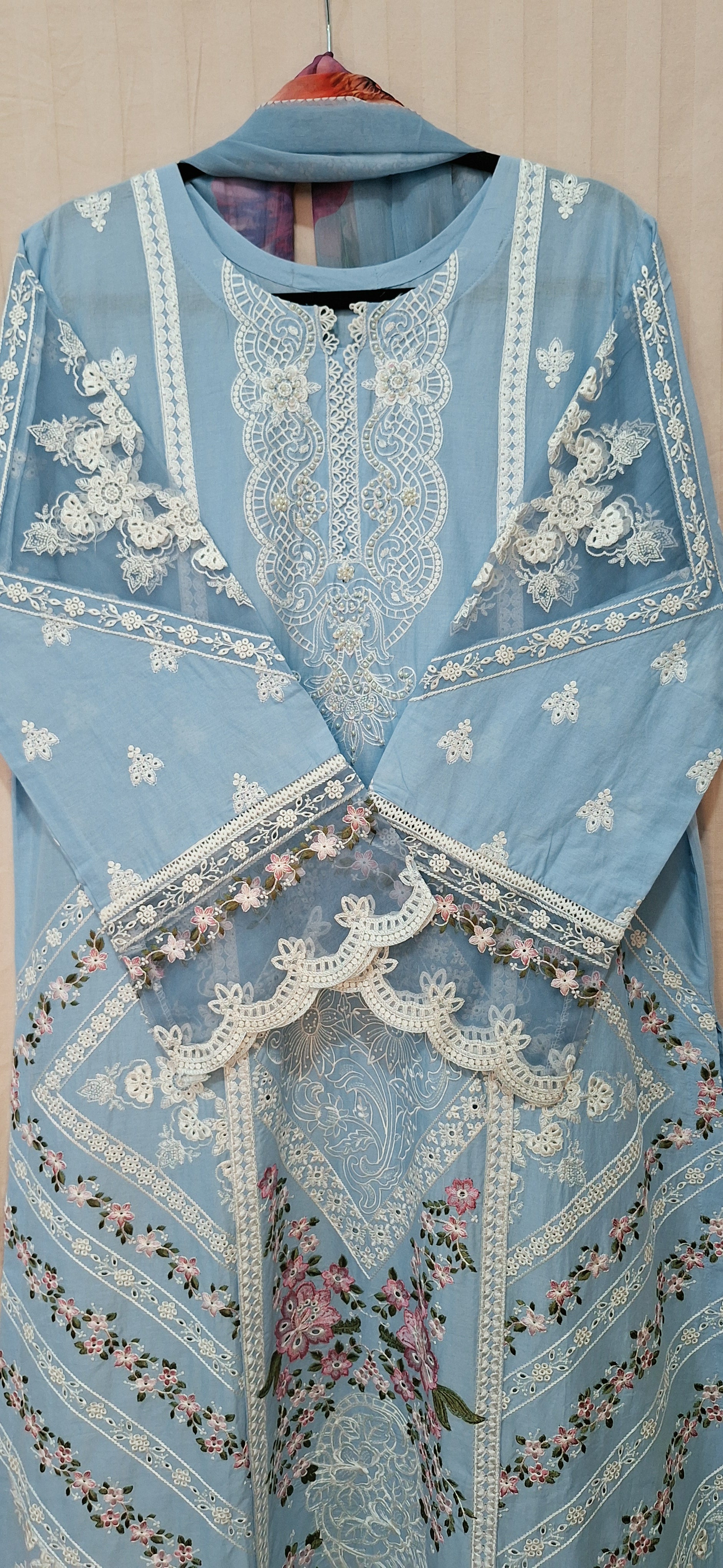 SkyBlue Orgenza sleeves
