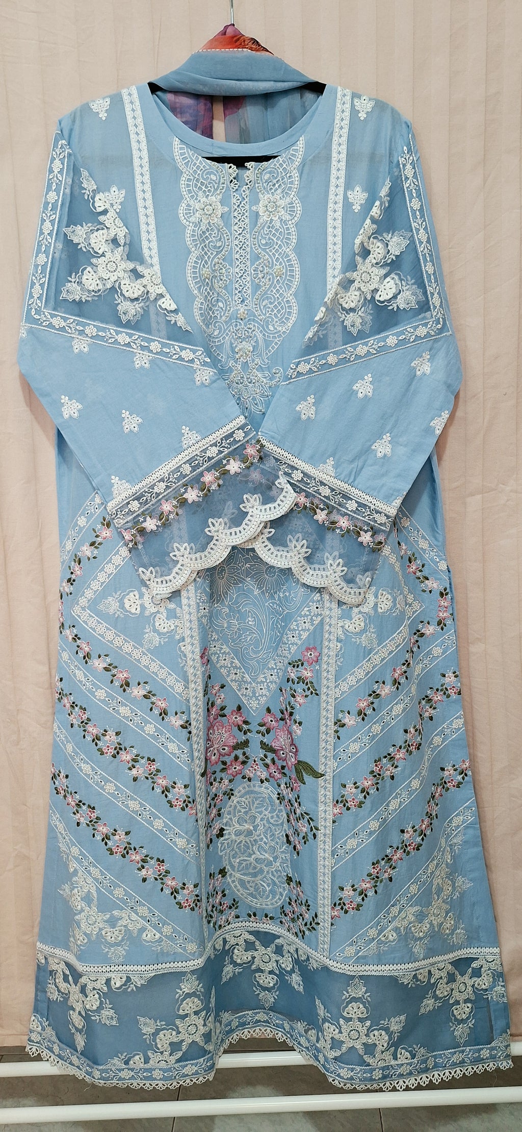 SkyBlue Orgenza sleeves